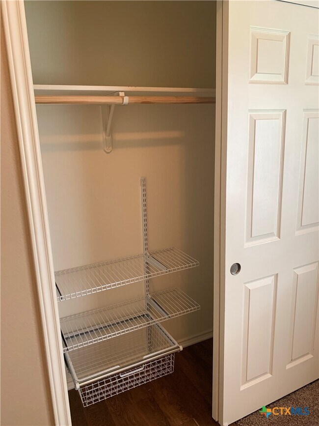 Building Photo - 1113 Branchwood Way