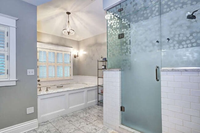 Building Photo - Beautiful Luxury Home Available in Boulder