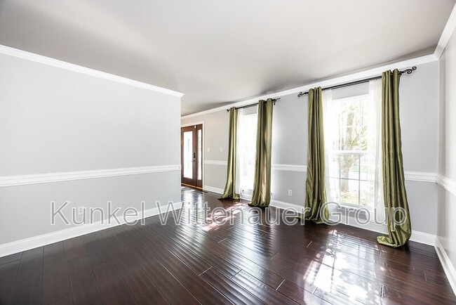 Building Photo - 1313 Winding Creek Ct