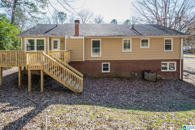Building Photo - 720 Country View Terrace