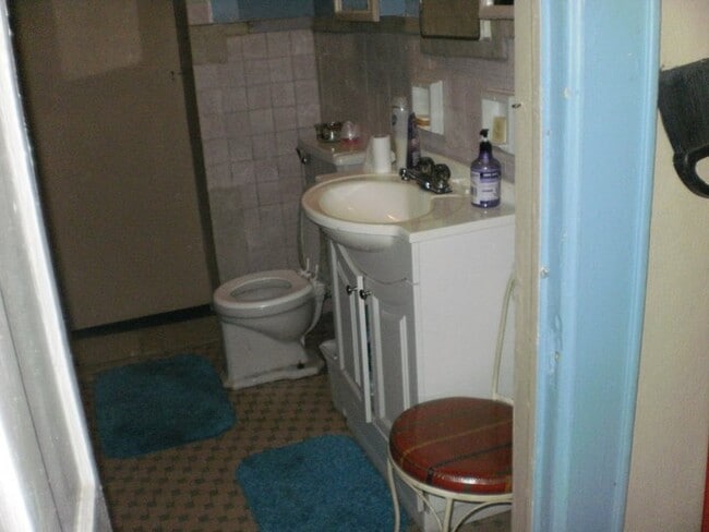 Building Photo - 1038 Glen Grattan Dr