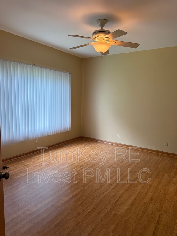 Building Photo - 13964 Danbury Dr