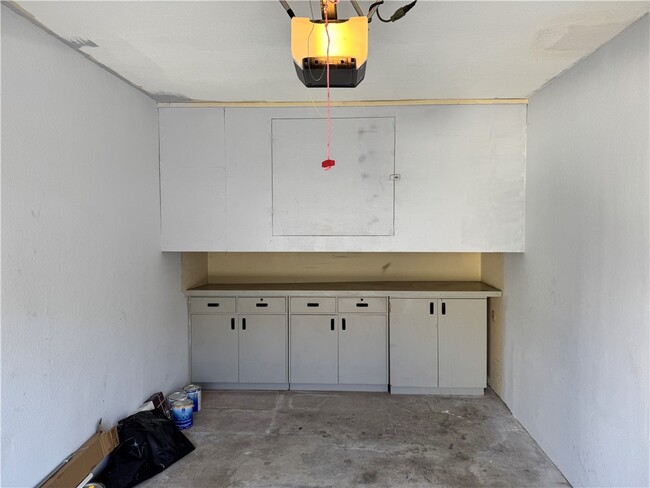 Building Photo - 26162 Sanz