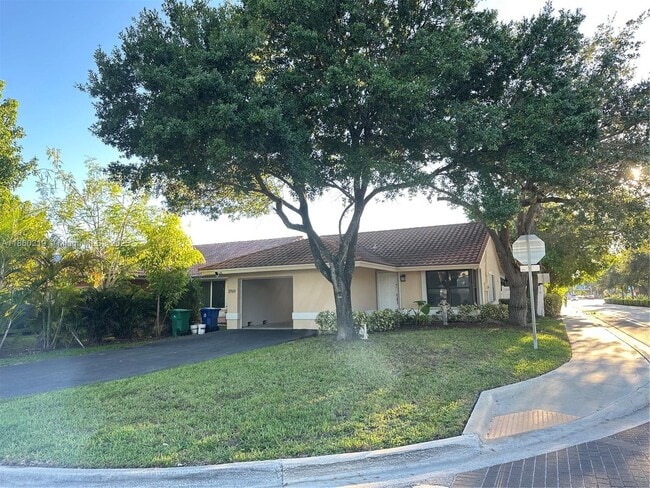 Building Photo - 3150 NW 94th Ave