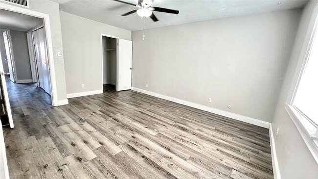 Building Photo - 5533 Sagers Blvd