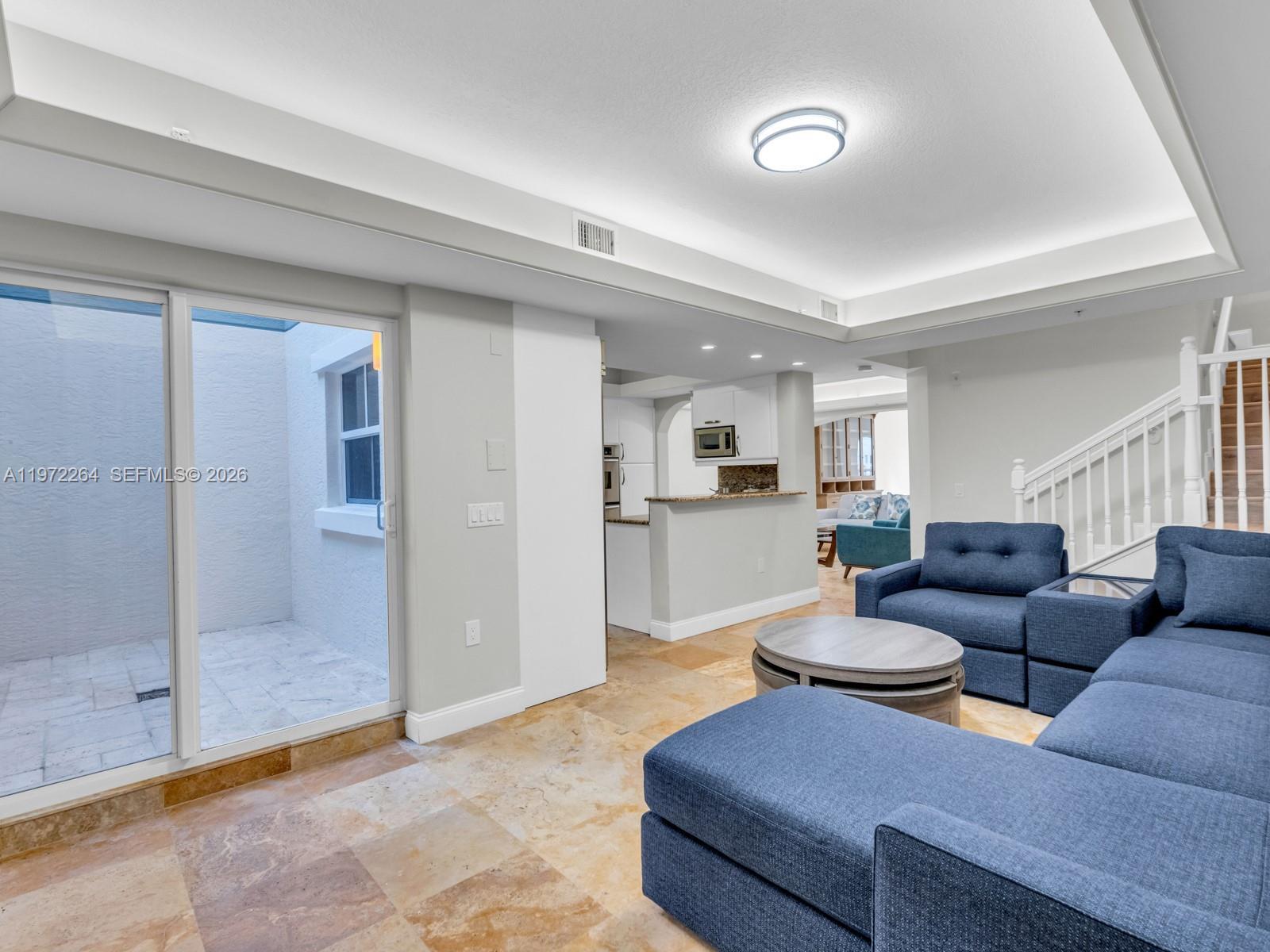 Building Photo - 2051 SE 3rd St