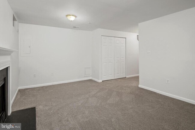 Building Photo - 1259 Stockport Ct