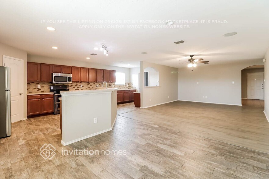 Building Photo - 2609 Cherry Hills Ln