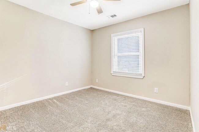 Building Photo - 2188 Glendale Dr