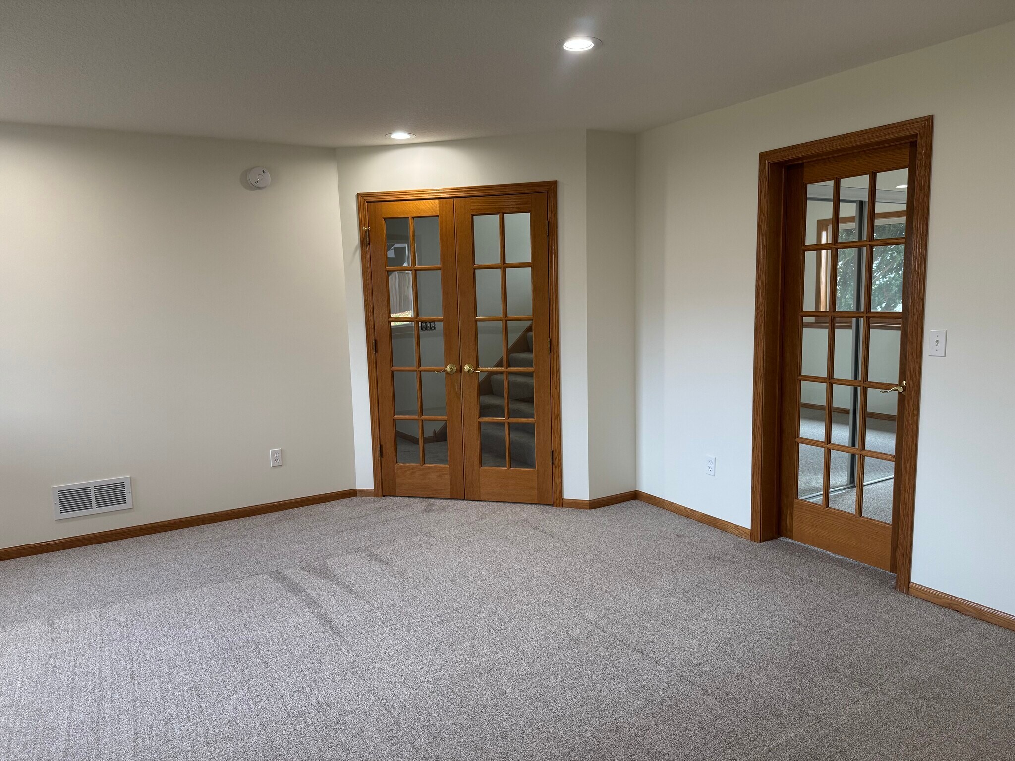 Building Photo - 18699 Dylan Dr