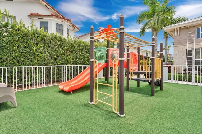 Building Photo - 10574 NW 70th Ln