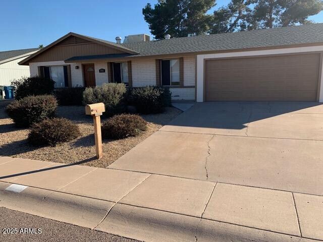 Building Photo - 3753 E Charter Oak Rd