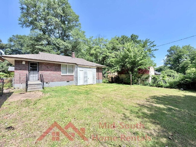 Building Photo - 3284 Parham St