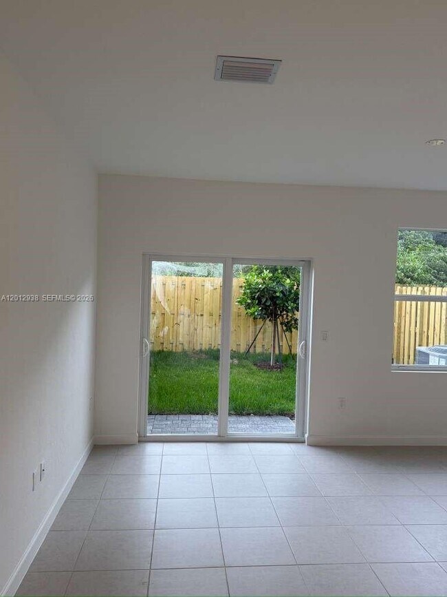Building Photo - 17895 SW 356th St