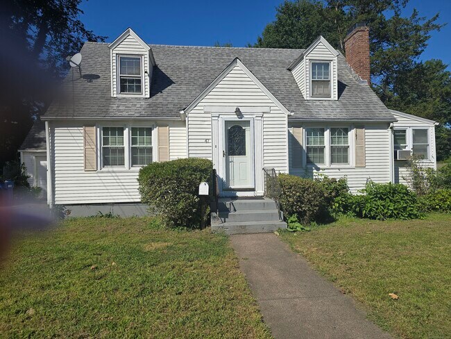 Primary Photo - 47 Skitchewaug St