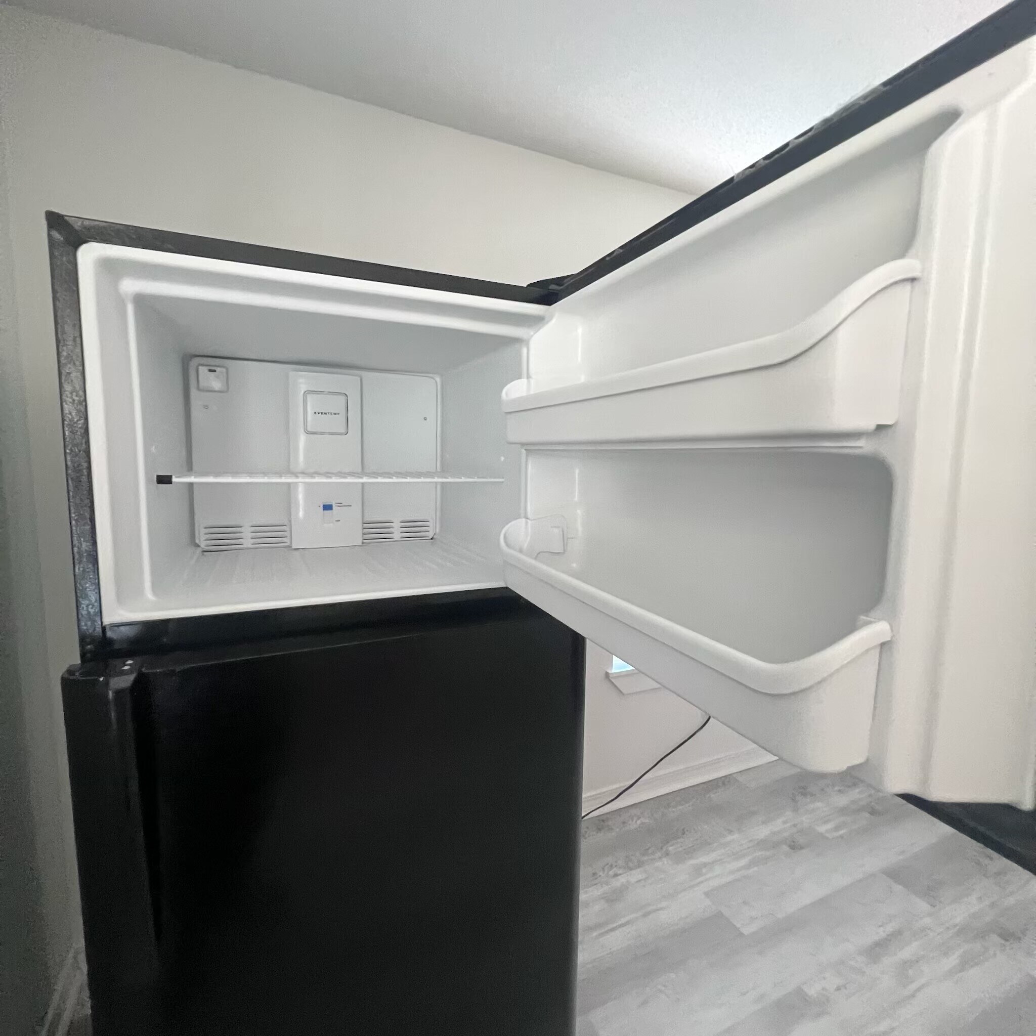 Building Photo - 4584 Tamarind Dr