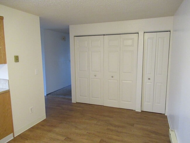 Building Photo - Nice Clean 2 bedroom in S. Salem