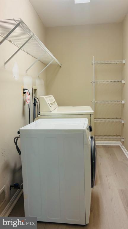 Building Photo - 6615 Buskin Ln