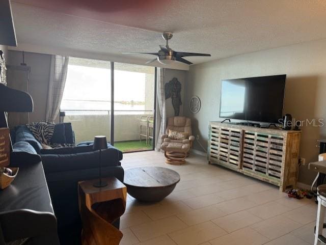 Building Photo - 6035 Sea Ranch Dr