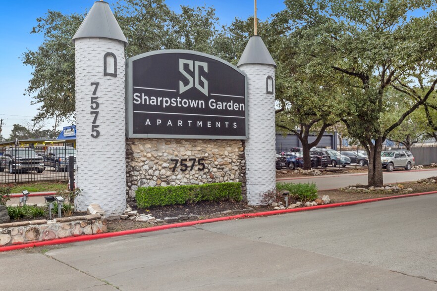 Primary Photo - Sharpstown Garden