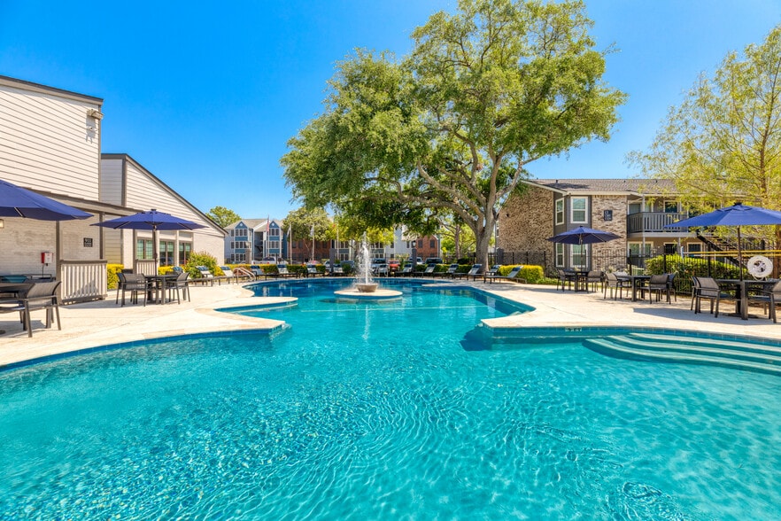 Primary Photo - The Abbey at Energy Corridor