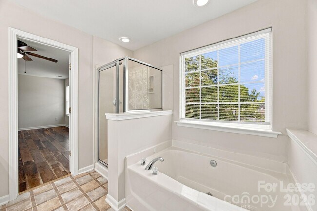 Building Photo - 1748 Chinchester Ln