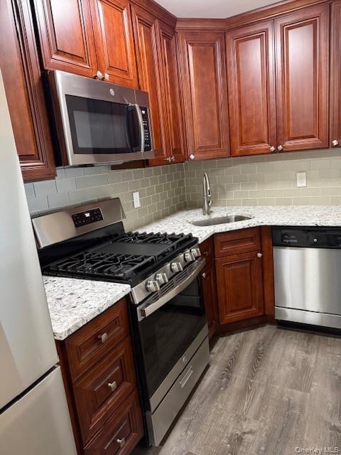 Building Photo - 460 Old Town Rd