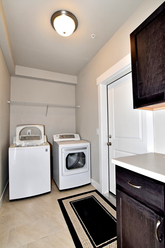 Washer and dryer included in your stay - 6510 Crystal Downs Dr