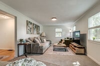 Building Photo - 1532 Hanes Rd