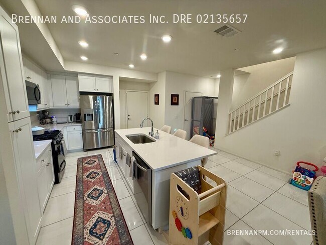 Building Photo - 1455 Banahaw Way