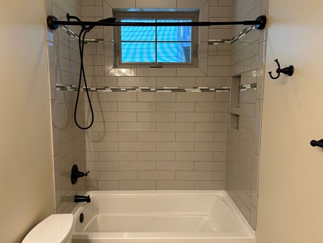 Building Photo - North AVL - Green Built Custom Home, Conve...