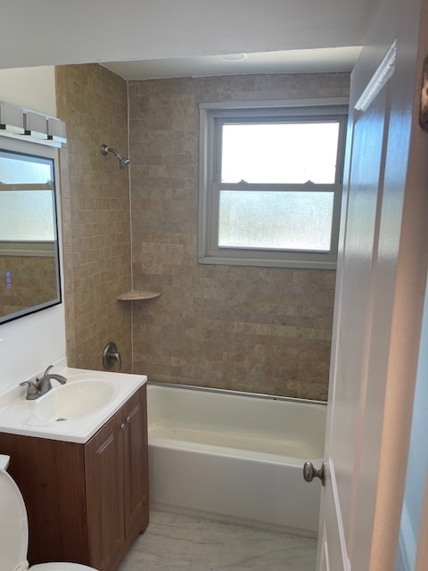 Bathroom pic 2 - 2850 Hartford St SE
