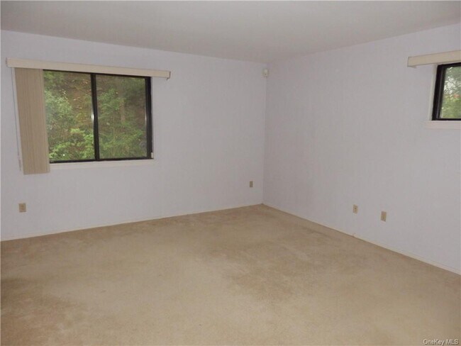 Building Photo - 132B Heritage Hills