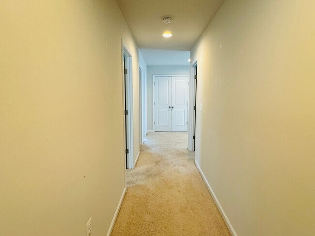 Building Photo - 454 Coastal Ave