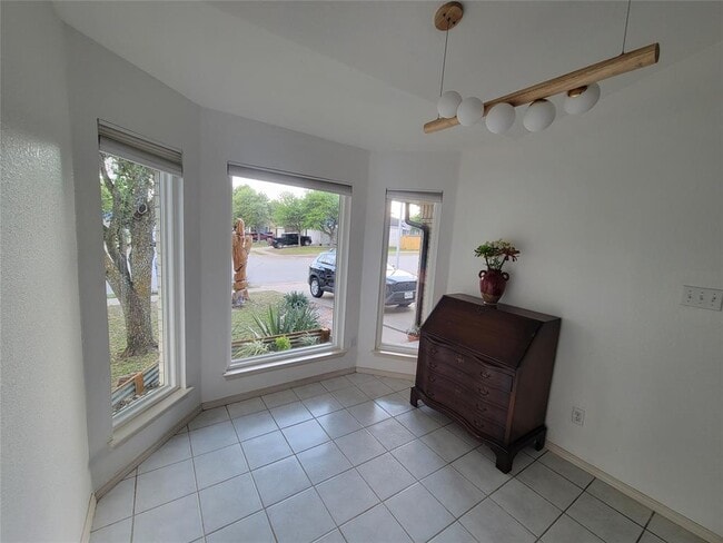 Building Photo - 17745 Loch Linnhe Loop