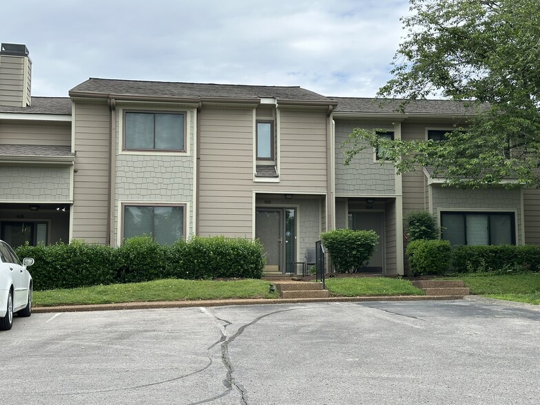 Primary Photo - 616 Barlin Dr