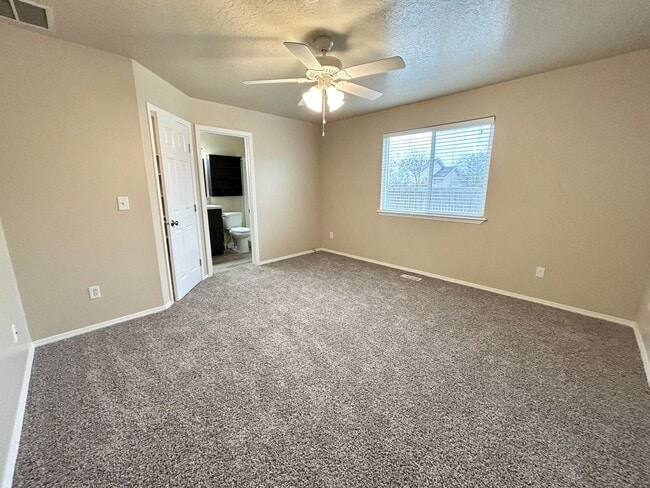 Building Photo - 4 Bedroom Nampa Home In Great Location!