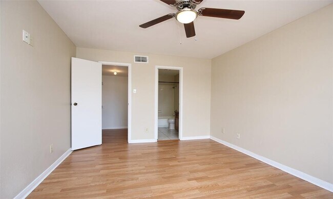 Building Photo - 8787 Brae Acres Rd