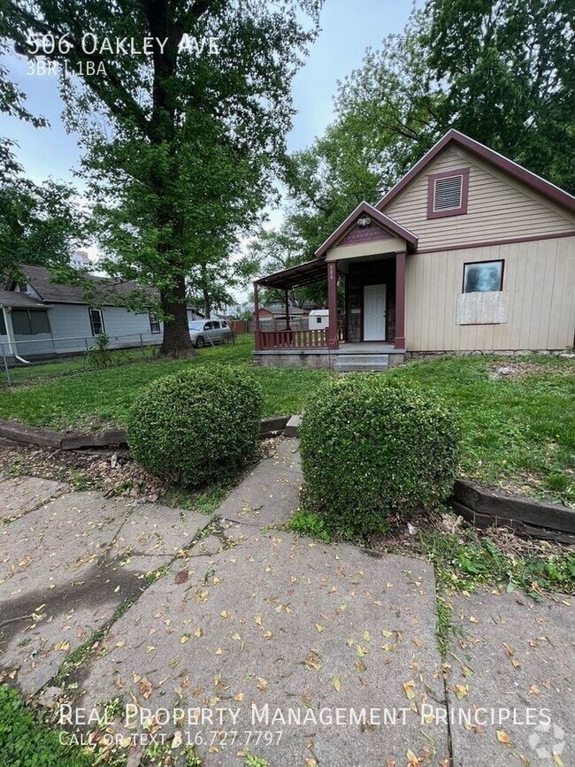 Building Photo - 506 Oakley Ave