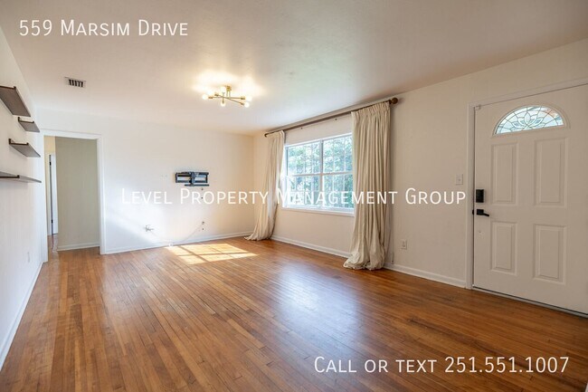 Building Photo - 559 Marsim Dr