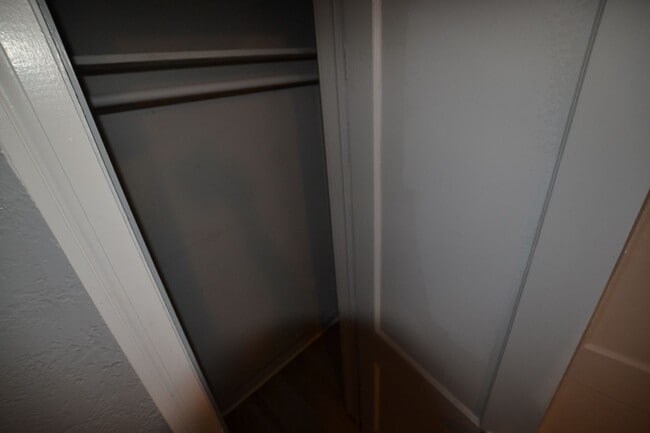 Building Photo - Updated, 3 bedroom, 2 bath home on treed l...