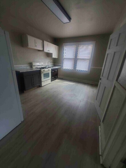 Primary Photo - 3029 N 9th St