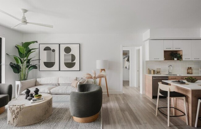 Building Photo - 1874 Heron Club Dr