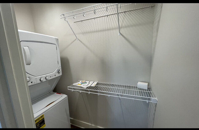 Laundry room - 10 Walnut St NE