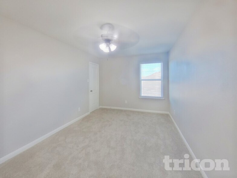 Building Photo - 6173 Chalk Hollow Dr