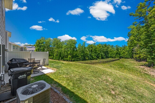 Building Photo - Beautiful Lake Wylie Home with Spacious Layout, Office Space & Incredible Community Amenities!