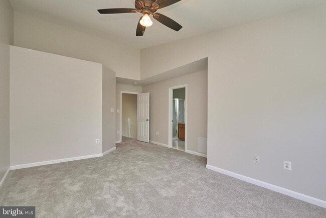 Building Photo - 20515 Blue Heron Terrace