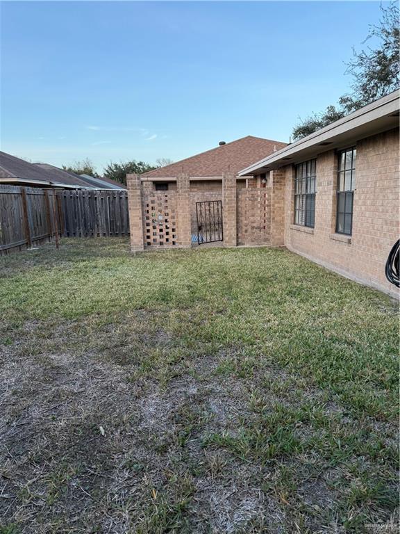 Building Photo - 15 Wisteria Dr