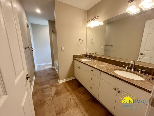 Building Photo - 1398 Pearl S Buck Ct