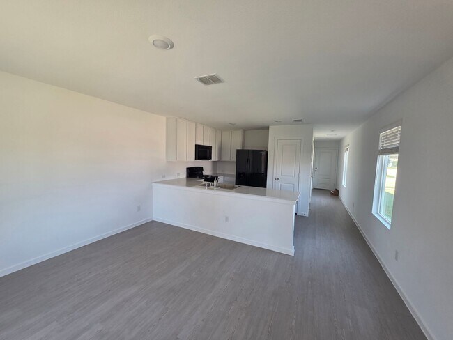 Building Photo - 12192 Morgan Dr